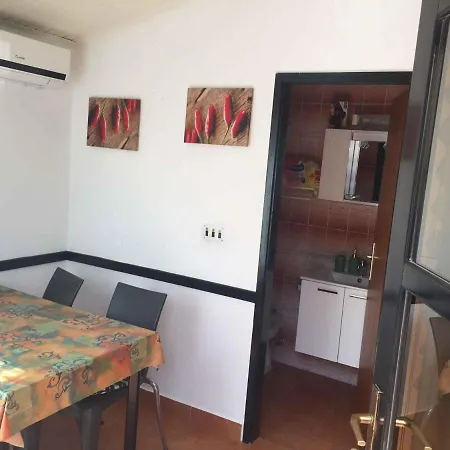 Apartment In Porec/istrien 37216